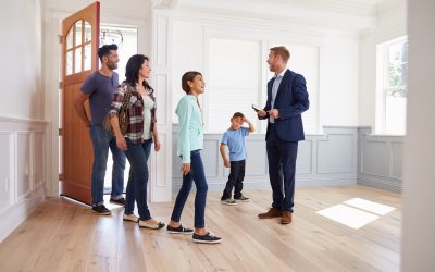 4 Reasons to Hire a Real Estate Agent When Buying a Home